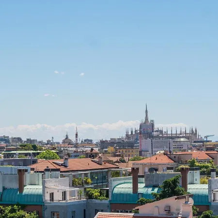 Apartment The Rent - Spacious One-bedroom In Moscova District Milan